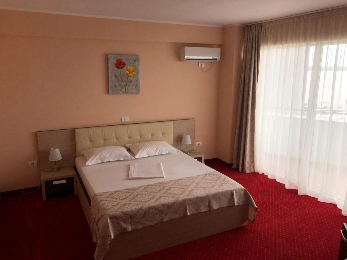 Hotel Romantic Мамая Экстерьер фото