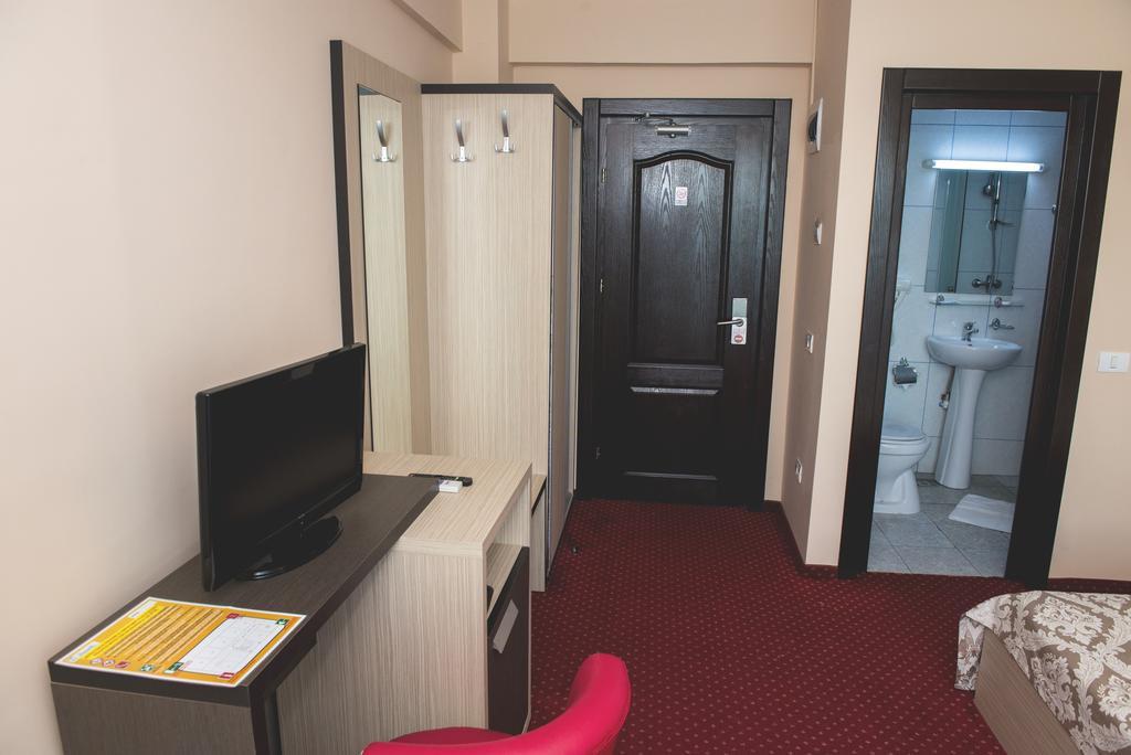 Hotel Romantic Мамая Экстерьер фото