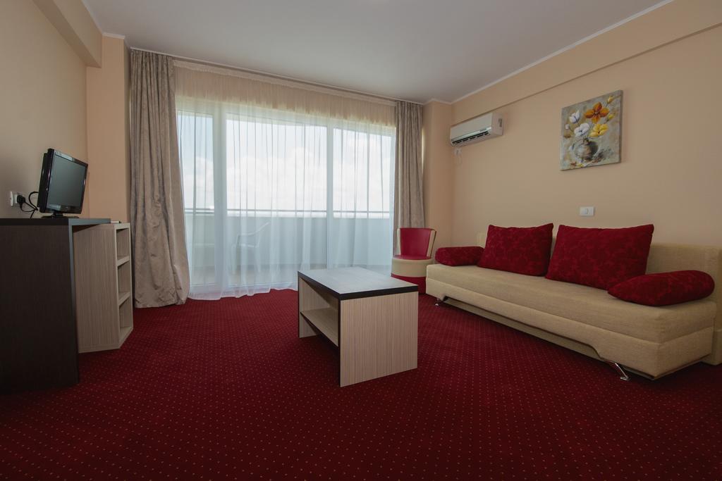 Hotel Romantic Мамая Экстерьер фото