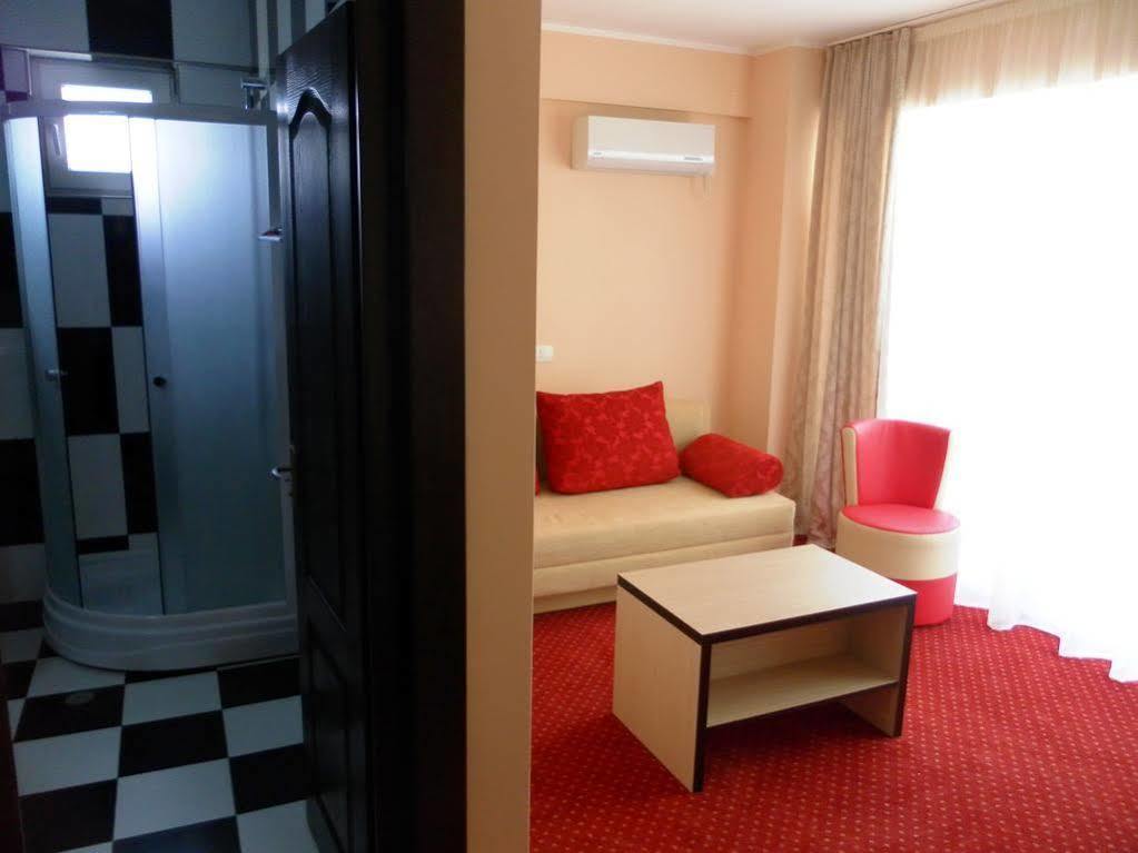 Hotel Romantic Мамая Экстерьер фото